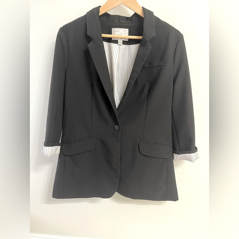 Dynamite Black Women’s blazer